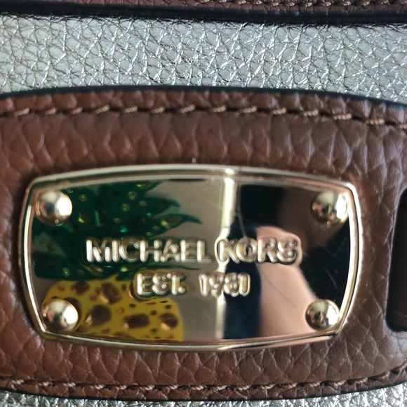 Michael Kors Hamilton Satchel - Picture 2 of 7